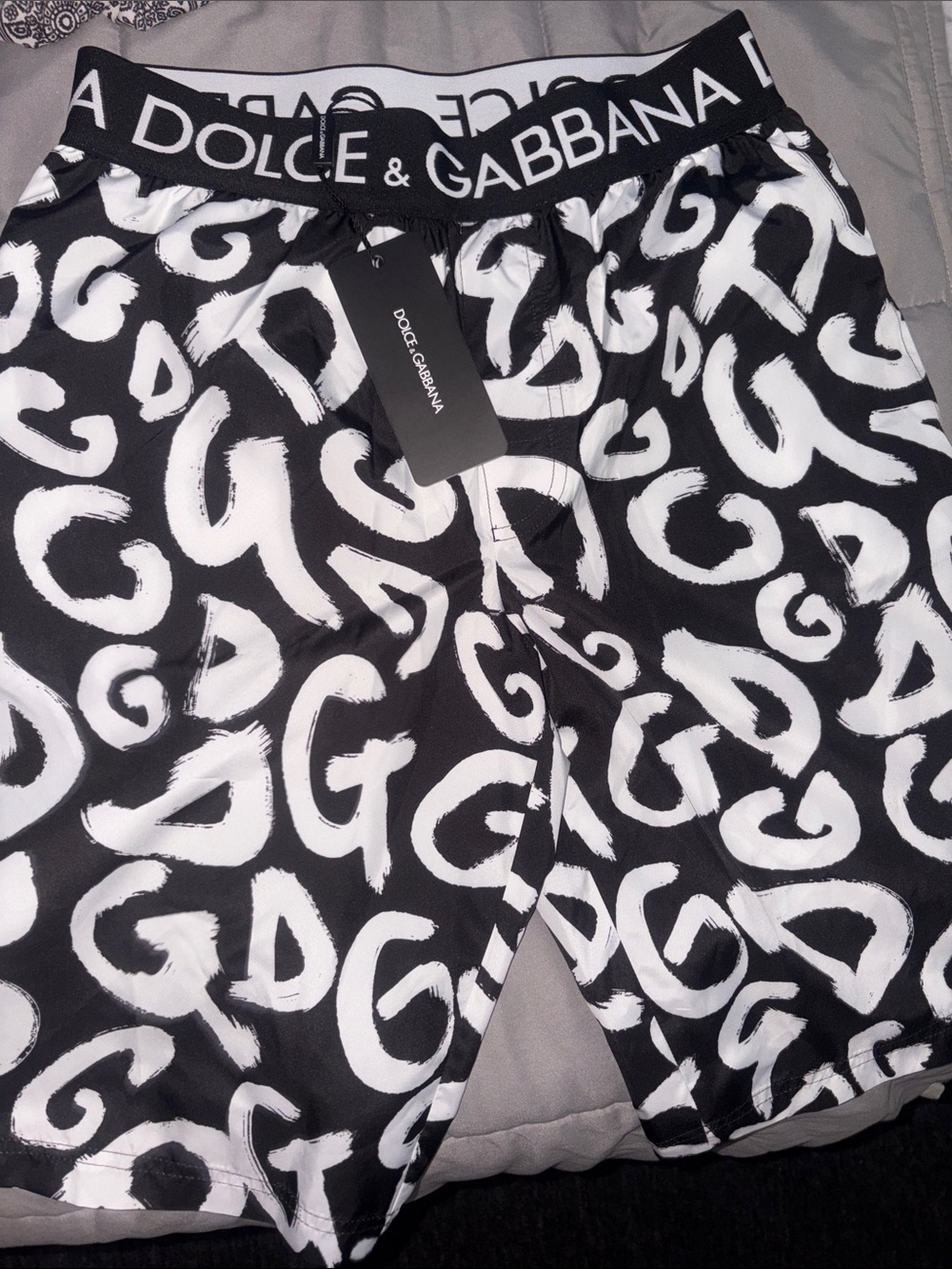 New! Never Used! Dolce & Gabbana Black & White Logo Brushstroke Kids Shorts